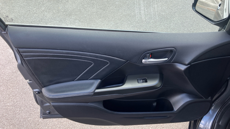 Honda Civic 1.6 i-DTEC SR 5dr Diesel Hatchback